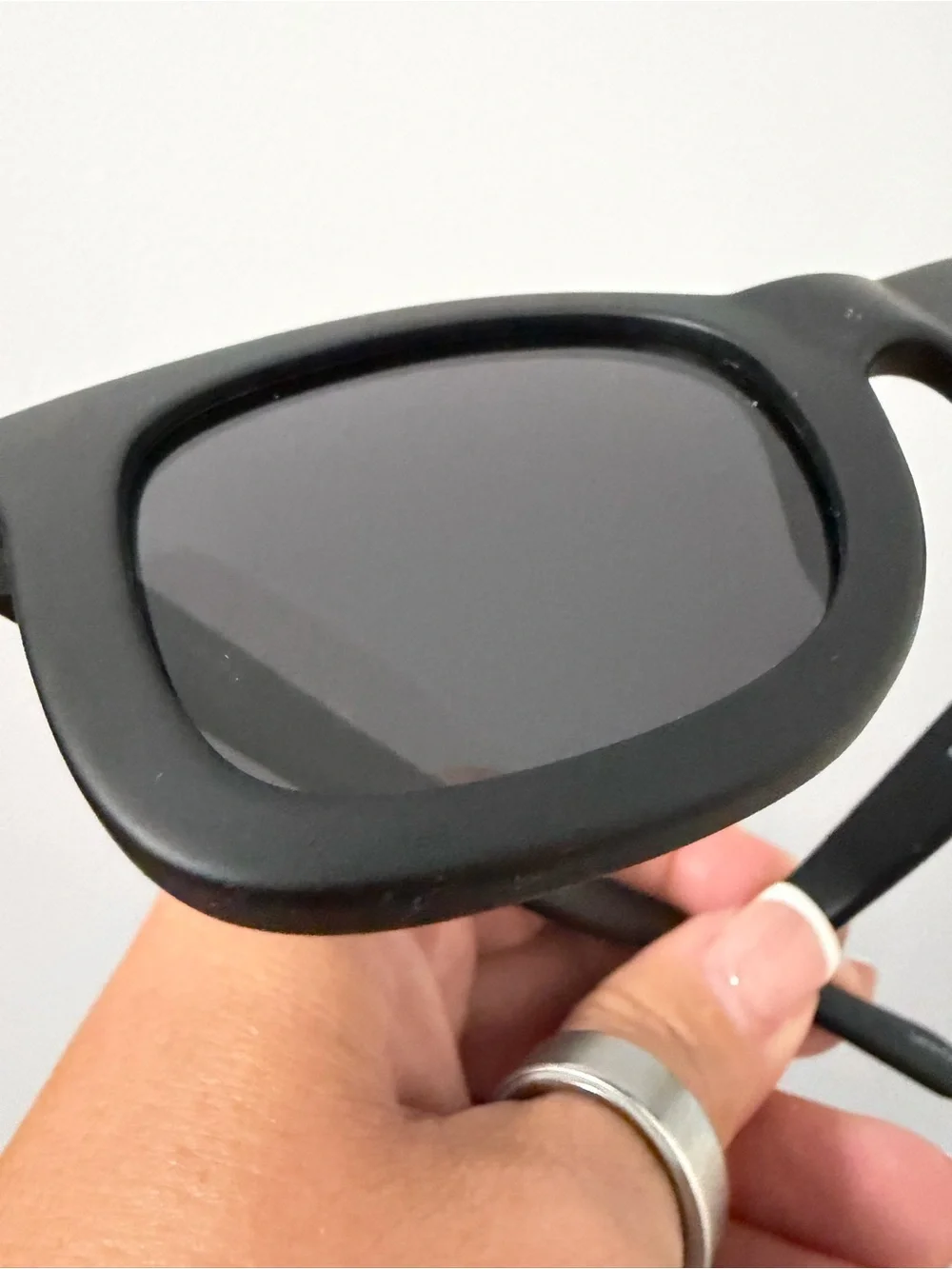 Quay Australia After Hours Polarized Sunglasses Sunnies in Matte Black VGUC
